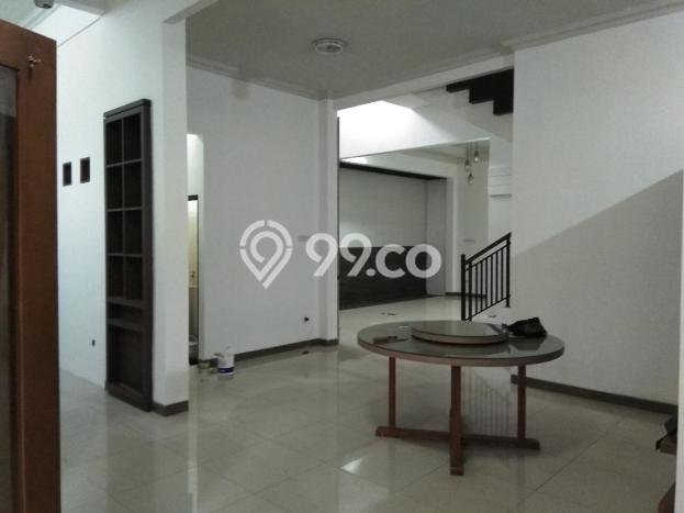 Rumah Siap Huni LT 355m² / LB 375m² di Kawasan Bisnis Rejosari, Semarang Rumah Siap Huni LT 355m² / LB 375m² di Kawasan Bisnis Rejosari, Semarang