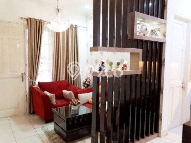 Rumah Modern 3 KT di BSD City Tangerang Semi Furnished Rumah Modern 3 KT di BSD City Tangerang Semi Furnished