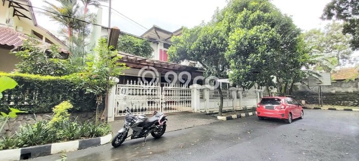For Sale! Luxury House LT 620m2 Desain Elegan di Lebak Bulus For Sale! Luxury House LT 620m2 Desain Elegan di Lebak Bulus