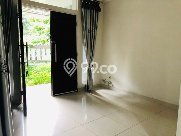 Kesempatan Memiliki Rumah 4 Kamar Tidur dan 3 Kamar Mandi di Cibubur, Dekat Pusat Kota, Bogor Kesempatan Memiliki Rumah 4 Kamar Tidur dan 3 Kamar Mandi di Cibubur, Dekat Pusat Kota, Bogor