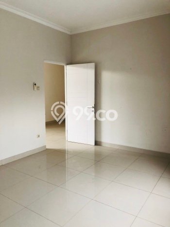 Kesempatan Memiliki Rumah 4 Kamar Tidur dan 3 Kamar Mandi di Cibubur, Dekat Pusat Kota, Bogor Kesempatan Memiliki Rumah 4 Kamar Tidur dan 3 Kamar Mandi di Cibubur, Dekat Pusat Kota, Bogor