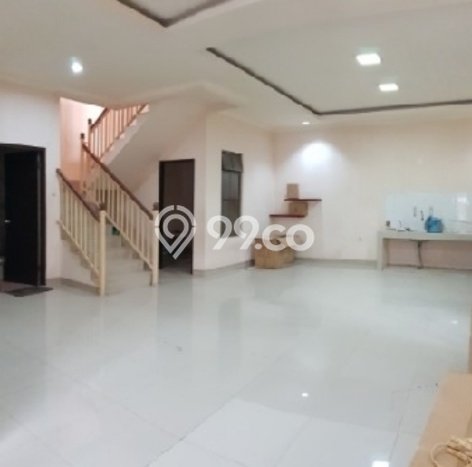 DREAM HOME! Rumah di Lippo Karawaci, 2 KM, Free Banjir, Luas 168m² Bangunan 170m² DREAM HOME! Rumah di Lippo Karawaci, 2 KM, Free Banjir, Luas 168m² Bangunan 170m²