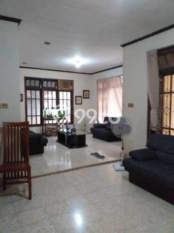 Rumah Elit Modern Siap Huni di Pangkalan Jati Depok Rumah Elit Modern Siap Huni di Pangkalan Jati Depok