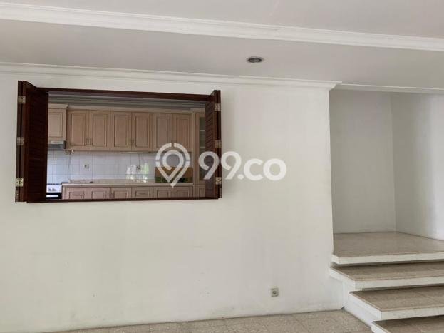 Disewakan! Rumah 7 Kamar Tidur &
5 Kamar Mandi di Kemang, Jakarta Selatan Disewakan! Rumah 7 Kamar Tidur &
5 Kamar Mandi di Kemang, Jakarta Selatan
