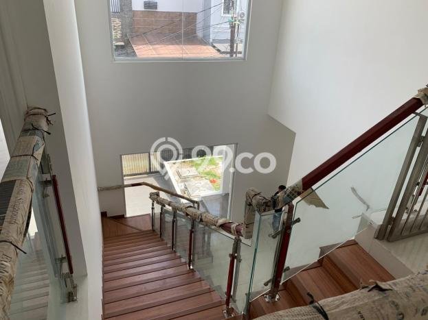 For Sale! Premium House LT 220m2 Desain Elegan di Pluit For Sale! Premium House LT 220m2 Desain Elegan di Pluit