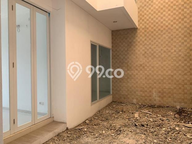 For Sale! Premium House LT 220m2 Desain Elegan di Pluit For Sale! Premium House LT 220m2 Desain Elegan di Pluit