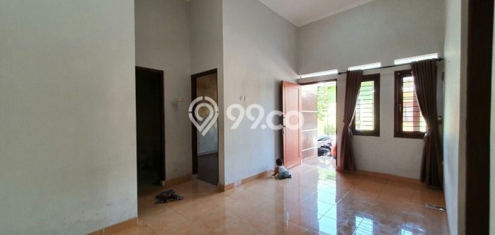 Lokasi terbaik! Rumah siap pakai disewakan di Colomadu LB 95m2 Lokasi terbaik! Rumah siap pakai disewakan di Colomadu LB 95m2