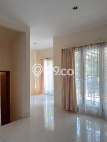 Rumah Elit LB 150m2 Siap Huni Desain Elegan di Bintaro, Jakarta Selatan Rumah Elit LB 150m2 Siap Huni Desain Elegan di Bintaro, Jakarta Selatan