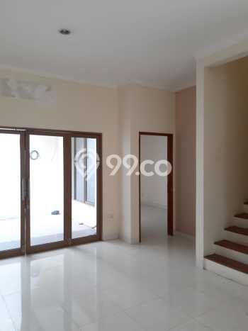 Rumah Elit LB 150m2 Siap Huni Desain Elegan di Bintaro, Jakarta Selatan Rumah Elit LB 150m2 Siap Huni Desain Elegan di Bintaro, Jakarta Selatan
