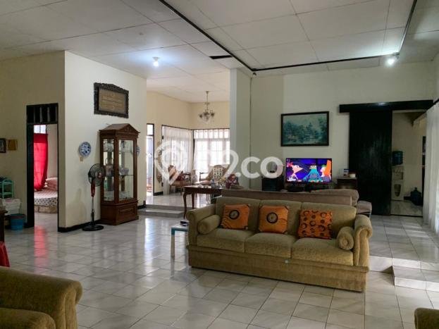 Rumah Lokasi Strategis kawasan Joglo, Jakarta Barat, LT 688m² Bangunan 500m² Rumah Lokasi Strategis kawasan Joglo, Jakarta Barat, LT 688m² Bangunan 500m²