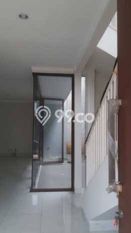 Ready to Use! Luxury House LT 150m2 Desain Modern di Bintaro Ready to Use! Luxury House LT 150m2 Desain Modern di Bintaro