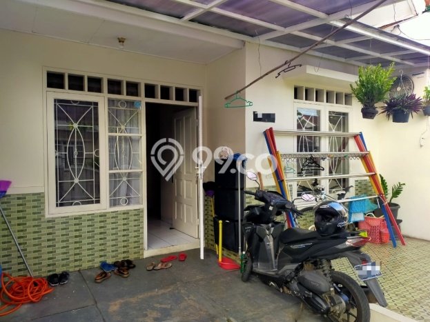 Rumah Luas Asri 2 KT Siap Pakai di Serpong Villa Melati Mas Tangerang Selatan Rumah Luas Asri 2 KT Siap Pakai di Serpong Villa Melati Mas Tangerang Selatan