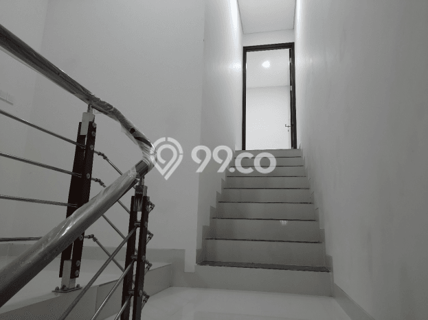 Rumah Luxury Modern Tanpa Renovasi di Lippo Karawaci Tangerang Rumah Luxury Modern Tanpa Renovasi di Lippo Karawaci Tangerang