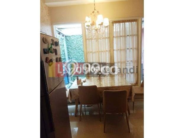 Hunian Cantik Modern Lb 250m2 di Semarang Barat, Semarang Hunian Cantik Modern Lb 250m2 di Semarang Barat, Semarang