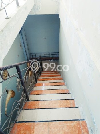 Rumah Area Strategis kawasan Tlaga Bodas, Semarang, LT 252m² LB 464m² Rumah Area Strategis kawasan Tlaga Bodas, Semarang, LT 252m² LB 464m²