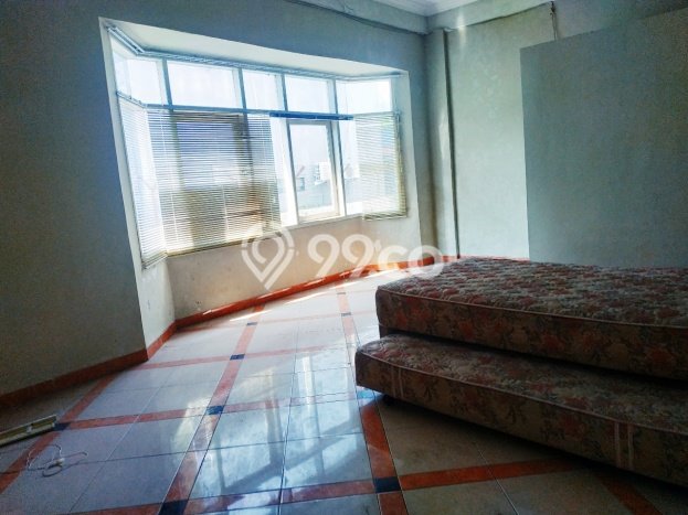 Rumah Modern di Tlaga Bodas, Semarang, Luas 232m² LB 464m² Rumah Modern di Tlaga Bodas, Semarang, Luas 232m² LB 464m²