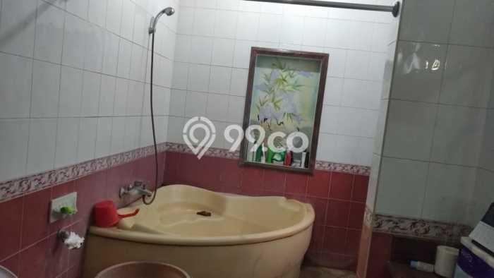 Rumah Elit Modern Tanpa Renovasi di Buah Batu Bandung Rumah Elit Modern Tanpa Renovasi di Buah Batu Bandung