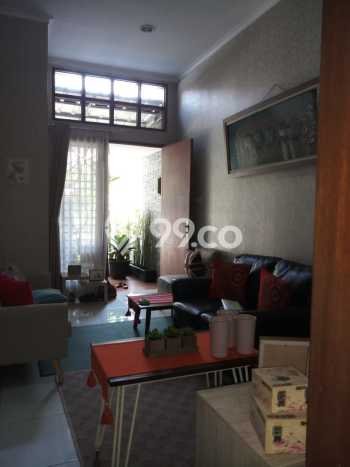 Rumah Modern 3 Kamar LT 100m2 di Buah Batu Rumah Modern 3 Kamar LT 100m2 di Buah Batu