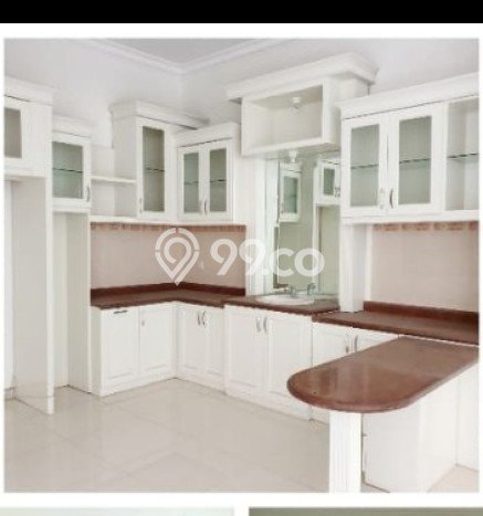 Ready to Use! Luxury House LT 375m2 Desain Modern di HR Muhammad Ready to Use! Luxury House LT 375m2 Desain Modern di HR Muhammad
