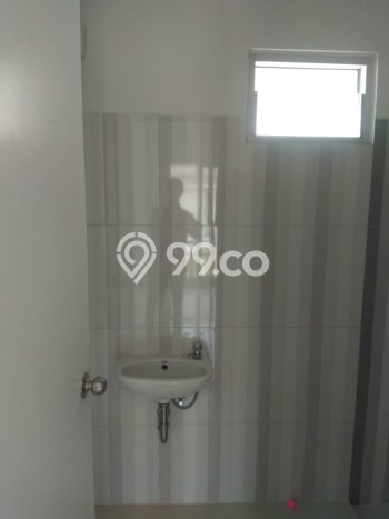 Rumah Berkualitas LT 72m² / LB 67m² di Lokasi Strategis Gading Serpong, Tangerang Rumah Berkualitas LT 72m² / LB 67m² di Lokasi Strategis Gading Serpong, Tangerang