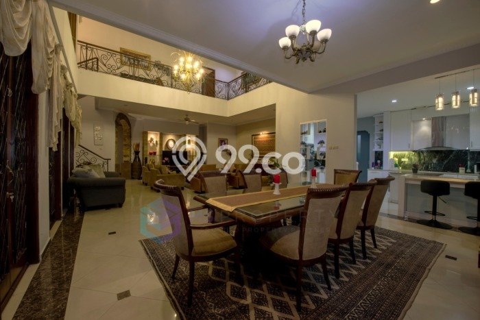 Jual Rumah Mewah Elegan Dengan View Eksklusif di Lebak Bulus, Jakarta Selatan Jual Rumah Mewah Elegan Dengan View Eksklusif di Lebak Bulus, Jakarta Selatan