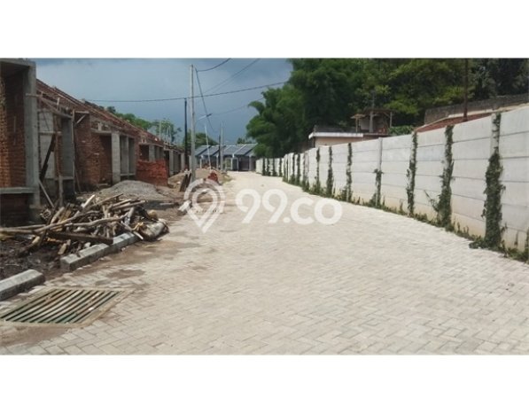 Jual Rumah Minimalis Bagus Punya 2 KT di Arcamanik Bandung SHM Jual Rumah Minimalis Bagus Punya 2 KT di Arcamanik Bandung SHM