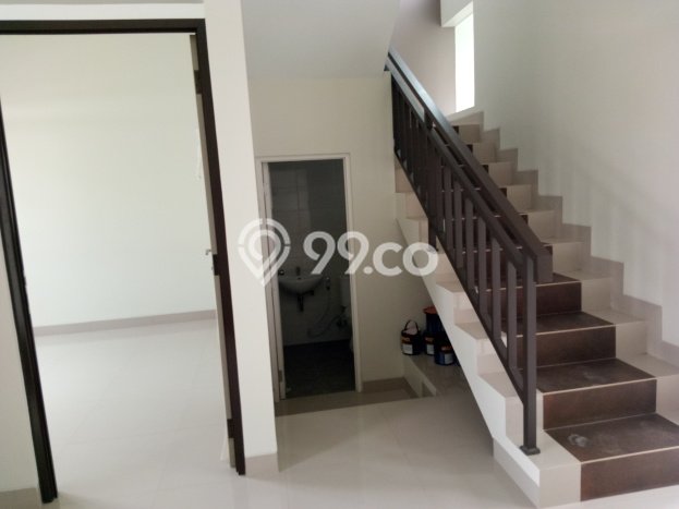 Jual Rumah Strategis Bagus Punya 3 KT di Antapani Bandung SHM Jual Rumah Strategis Bagus Punya 3 KT di Antapani Bandung SHM