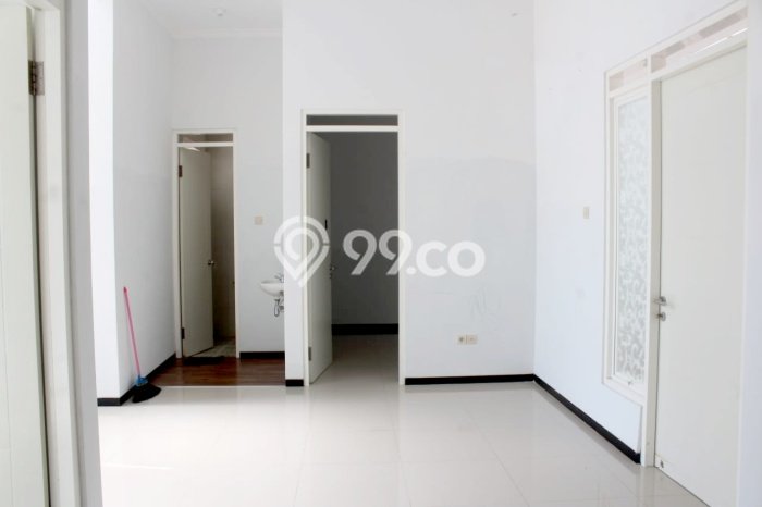 Rumah Modern Cantik 2 Kamar Bisa Langsung Pindah di Karangploso Rumah Modern Cantik 2 Kamar Bisa Langsung Pindah di Karangploso