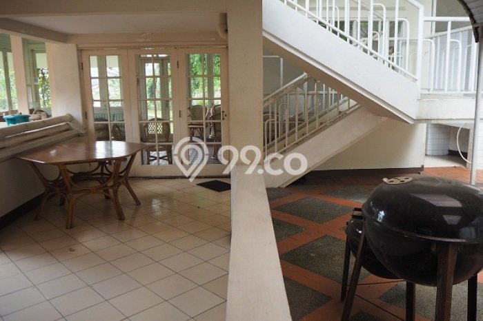 Ready to Use! Premium House LT 8200m2 Desain Elegan di Cibogor Ready to Use! Premium House LT 8200m2 Desain Elegan di Cibogor