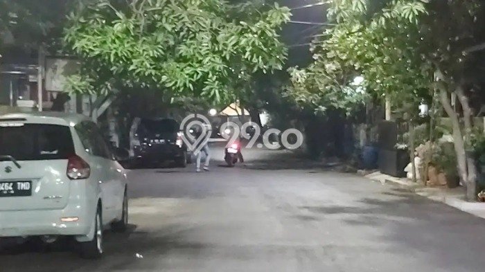 Hunian Mewah Dijual LT 144m2 di Duren Sawit, Jakarta Timur Hunian Mewah Dijual LT 144m2 di Duren Sawit, Jakarta Timur