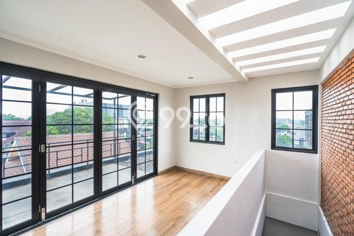 Sewa Rumah Harga Terjangkau di Cipete Jakarta Selatan dengan 3 Kamar Tidur Sewa Rumah Harga Terjangkau di Cipete Jakarta Selatan dengan 3 Kamar Tidur