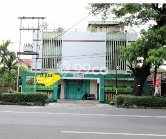 Rumah Eksklusif Siap Huni LT 593m2 di Serengan, Solo Rumah Eksklusif Siap Huni LT 593m2 di Serengan, Solo
