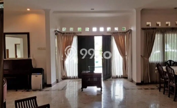 Rumah Mewah Dalam Komplek Fasilitas Lapangan Tenis & Private Pool di Villa Jati Padang, Pasar Minggu Rumah Mewah Dalam Komplek Fasilitas Lapangan Tenis & Private Pool di Villa Jati Padang, Pasar Minggu