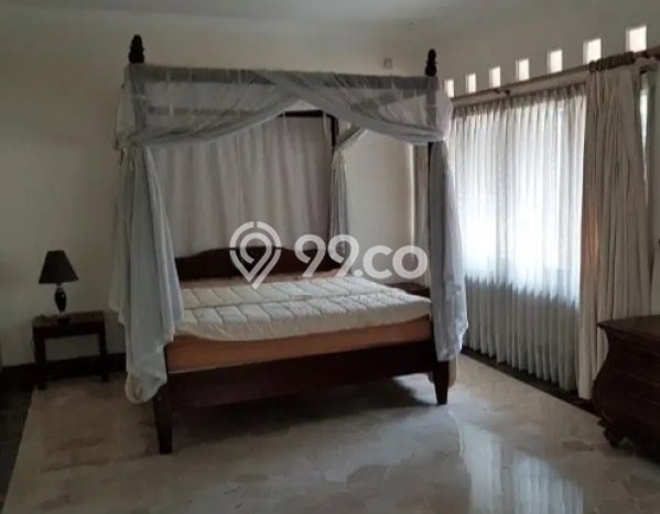 Rumah Mewah Dalam Komplek Fasilitas Lapangan Tenis & Private Pool di Villa Jati Padang, Pasar Minggu Rumah Mewah Dalam Komplek Fasilitas Lapangan Tenis & Private Pool di Villa Jati Padang, Pasar Minggu