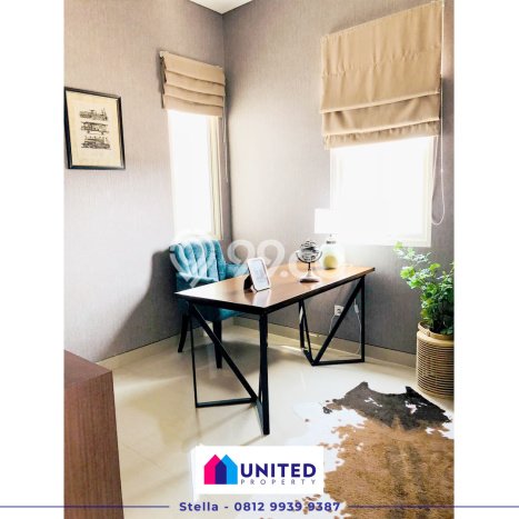 Rumah Strategis dengan 4 Kamar Tidur di Lokasi BSD, Tangerang Rumah Strategis dengan 4 Kamar Tidur di Lokasi BSD, Tangerang