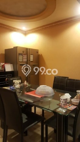 Dijual Rumah 4 Kamar Lokasi Strategis Nyaman dan Strategis di Karawaci Dijual Rumah 4 Kamar Lokasi Strategis Nyaman dan Strategis di Karawaci