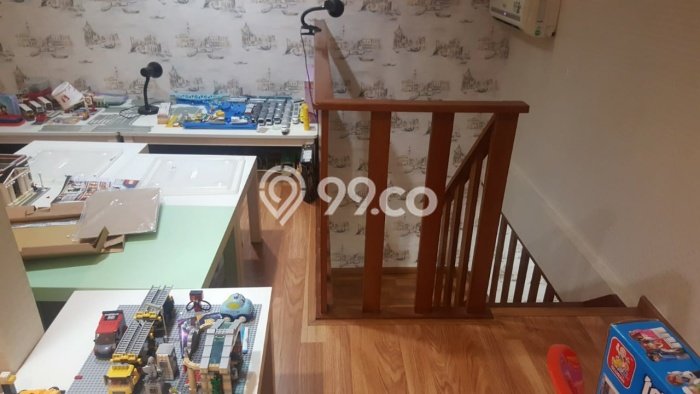Dijual Rumah 4 Kamar Lokasi Strategis Nyaman dan Strategis di Karawaci Dijual Rumah 4 Kamar Lokasi Strategis Nyaman dan Strategis di Karawaci