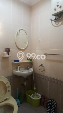Dijual Rumah 4 Kamar Lokasi Strategis Nyaman dan Strategis di Karawaci Dijual Rumah 4 Kamar Lokasi Strategis Nyaman dan Strategis di Karawaci