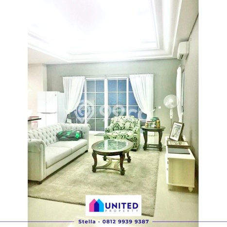 Rumah Nyaman LB 275m² View Kota di BSD De Park, Tangerang Rumah Nyaman LB 275m² View Kota di BSD De Park, Tangerang