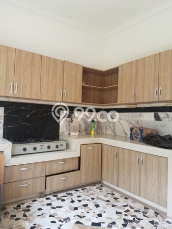 Ready to Use! Premium House LT 1227m2 Desain Modern di BSD Ready to Use! Premium House LT 1227m2 Desain Modern di BSD