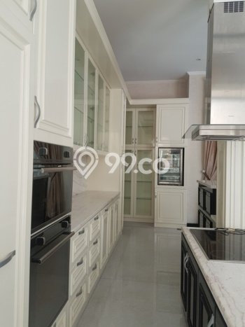 Ready to Use! Premium House LT 1227m2 Desain Modern di BSD Ready to Use! Premium House LT 1227m2 Desain Modern di BSD