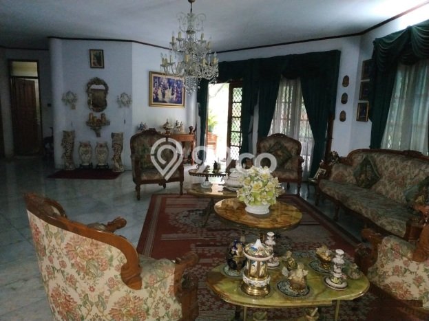 Rumah Mewah Siap Huni LT 1117m2 di Jagakarsa, Jakarta Selatan Rumah Mewah Siap Huni LT 1117m2 di Jagakarsa, Jakarta Selatan