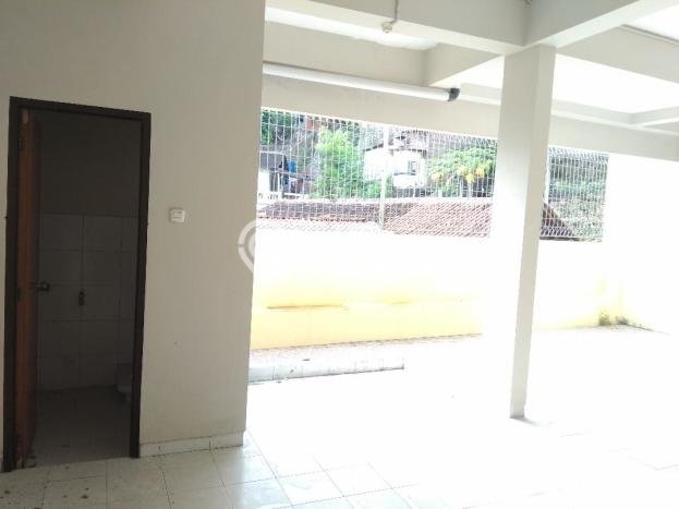 Rumah Siap Pakai area Gajah Mungkur, Semarang, Luas 191m² Bangunan 400m² Rumah Siap Pakai area Gajah Mungkur, Semarang, Luas 191m² Bangunan 400m²