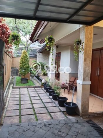 For Sale! Luxury House LT 352m2 Desain Modern di Cirendeu For Sale! Luxury House LT 352m2 Desain Modern di Cirendeu