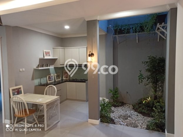 Rumah Minimalis 4 KT di BSD Nusaloka Tangerang Rumah Minimalis 4 KT di BSD Nusaloka Tangerang