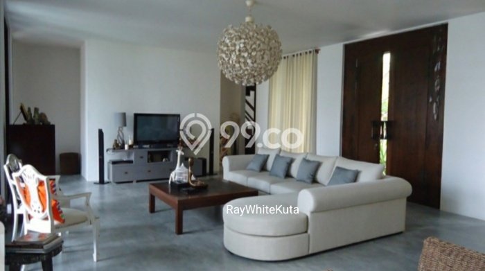 Hunian Elit LB 300m2 Siap Huni Desain Elegan di Renon, Denpasar Hunian Elit LB 300m2 Siap Huni Desain Elegan di Renon, Denpasar