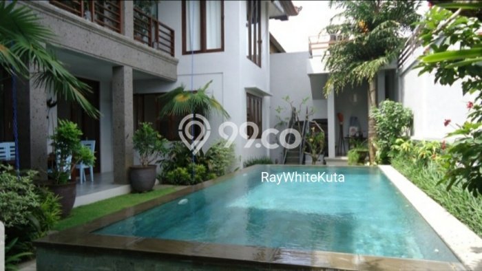 Hunian Elit LB 300m2 Siap Huni Desain Elegan di Renon, Denpasar Hunian Elit LB 300m2 Siap Huni Desain Elegan di Renon, Denpasar
