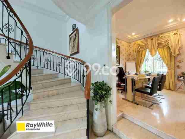 Jual Murah Rumah dengan 5 Kamar Tidur dan 3 Kamar Mandi di Area Cilandak, Jakarta Selatan Jual Murah Rumah dengan 5 Kamar Tidur dan 3 Kamar Mandi di Area Cilandak, Jakarta Selatan