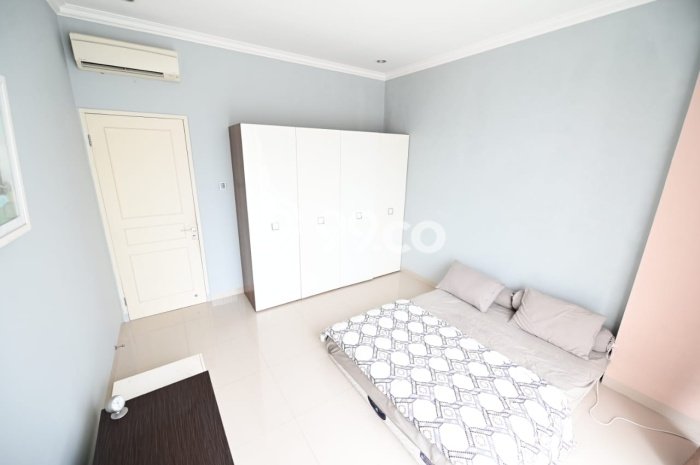 Dijual Rumah Luas Elegan Dengan View Cantik di BSD, Tangerang Dijual Rumah Luas Elegan Dengan View Cantik di BSD, Tangerang