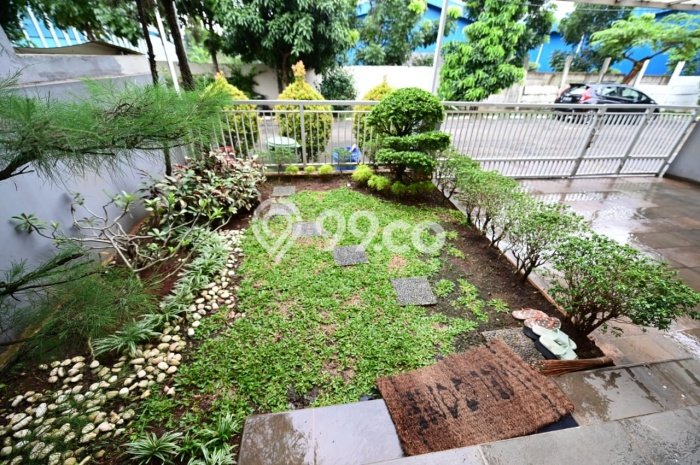 Dijual Rumah Luas Elegan Dengan View Cantik di BSD, Tangerang Dijual Rumah Luas Elegan Dengan View Cantik di BSD, Tangerang
